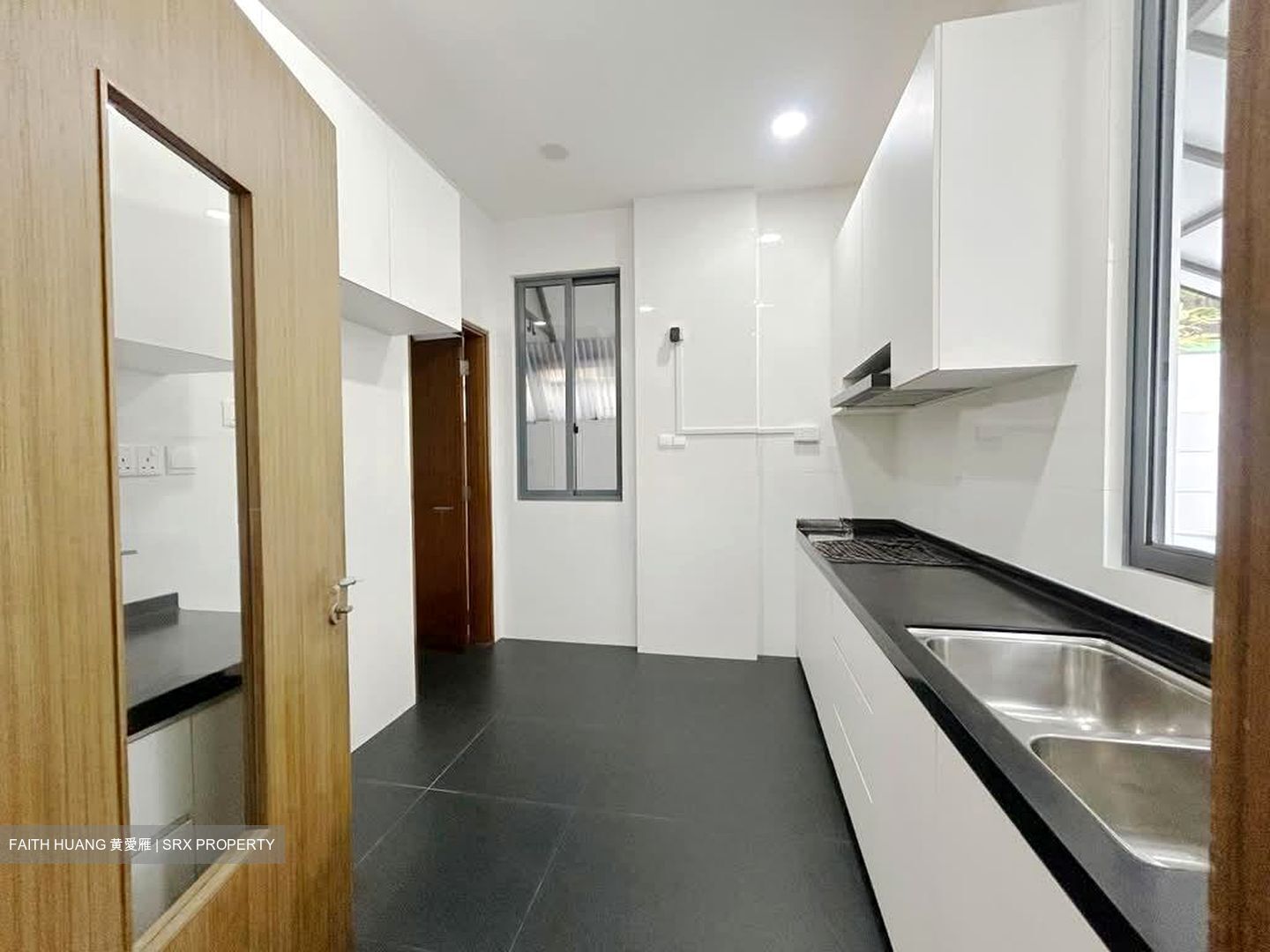 Ponggol Twenty-fourth Avenue (D19), Detached #568874151